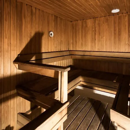 Apartment Spacious And Cozy 2-room For 4 In Kaivoksela, Vantaa Vantaa